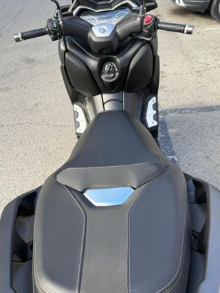 Yamaha XMAX 125 – 2022 – SOLO 1.100 km –COMO NUEVA