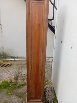 Columna de madera para restaurar. Lo regalo