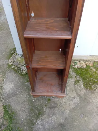 Columna de madera para restaurar. Lo regalo