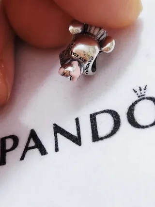 Charm Remy de Ratatouille de Disney Pixar