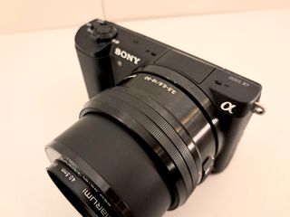 9262 DISPAROS Cámara Sony Alpha 5100 con caja