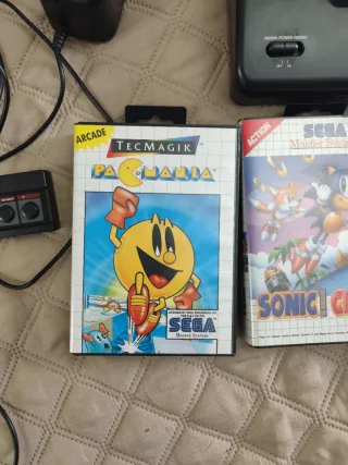 Sega master system II con Mando,cable y 3 juegos