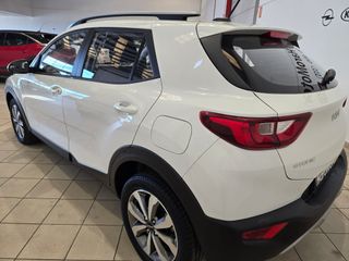 Kia Stonic 1.2 DPi 62kW (84CV) Concept