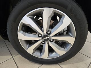 Kia Stonic 1.2 DPi 62kW (84CV) Concept