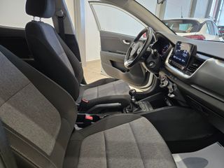 Kia Stonic 1.2 DPi 62kW (84CV) Concept