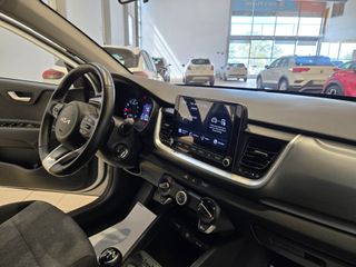 Kia Stonic 1.2 DPi 62kW (84CV) Concept