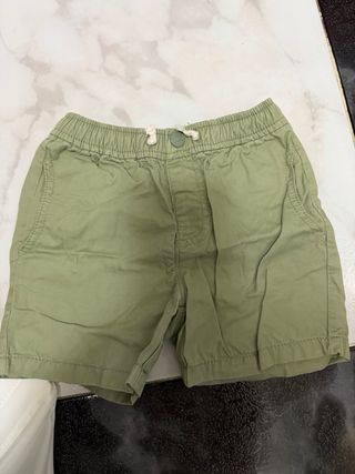 Conjunto niño y pantalón estampado Mayoral y ZARA