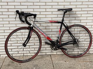 Bicicleta de carretera KRONOS T. M/L