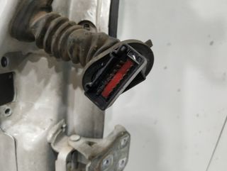 Puerta del izq ford transit caja cerrada 06 539163