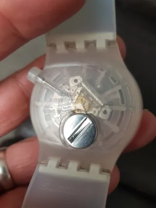 Reloj Swatch Swiss Big Bold Transparente