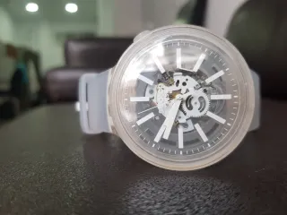 Reloj Swatch Swiss Big Bold Transparente