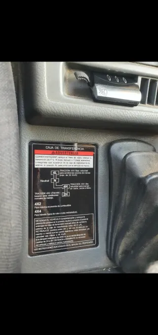 2 Adhesivos Suzuki Vitara Caja Transferencia