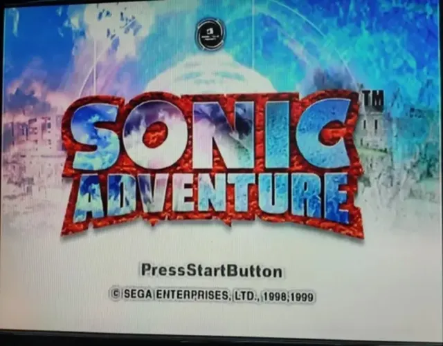 Consola Sega Dreamcast + 2 Mandos + 50 juegos