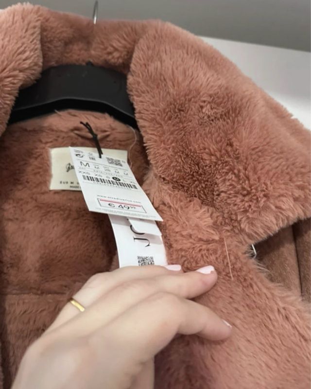 Chaqueta Stradivarius pelo rosa Talla M