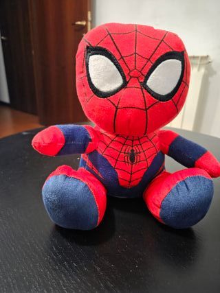 Salvadanaio Spiderman Peluche