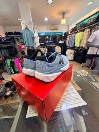 Zapatillas New Balance Rebel V5 Hombre Talla 44