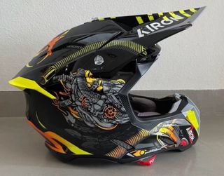 Casco Airoh