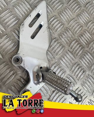 Estribera conductor Yamaha MT-09 SP