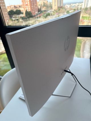 Ordenador HP AIO 27 Plata y Blanco