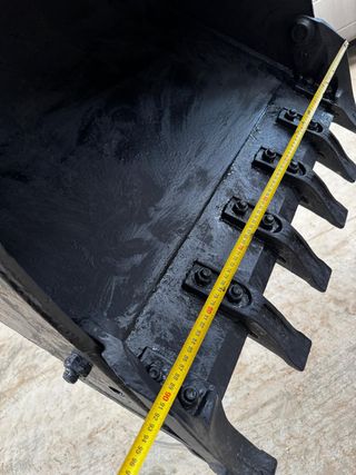 Cazo Excavadora Negro