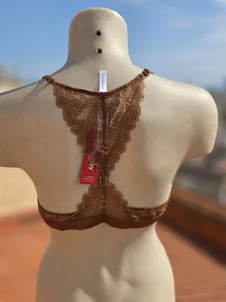 Bañador Yamamay azul con volantes