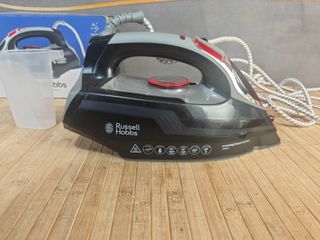 Plancha Russell Hobbs Power Steam Ultra