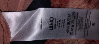 Blusa Liu Jo Beige con Adorno Dorado