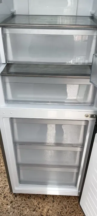 Nevera Combi Candy  CON TARA NUEVA ORIGINAL