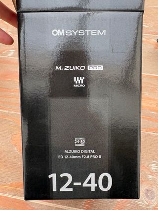 Objetivo OM SYSTEM M.ZUIKO DIGITAL 12-40mm f/2.8