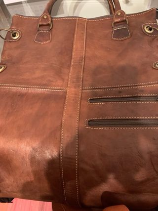 Bolso de piel marrón, hombro o bandolera