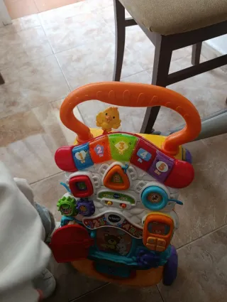 Correpasillos infantil con juegos