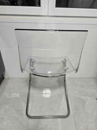 SILLA TRANSPARENTE DE IKEA MODELO TOBIAS