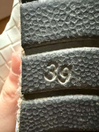 Sandalias de verano tejidas