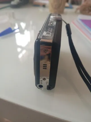 Fotocamera Kodak 7,2 MP con rilevamento facciale HD