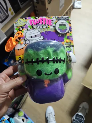 Fluffie Stuffiez Muñeco Halloween