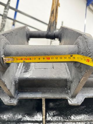 Cazo Excavadora RHINOX