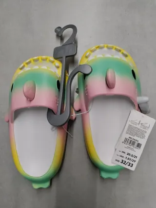 Chanclas Tiburón / Sharklas