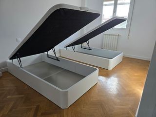 Somieres con  patas, canapes abatibles y colchones