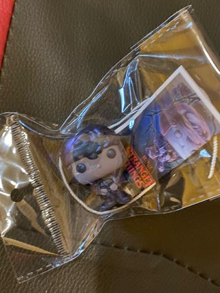 Dustin Sottosopra Stranger Things Kinder Joy