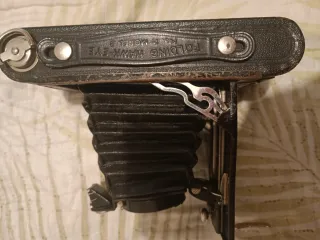 Cámara Kodak Antigua modelo T.B. 25 50