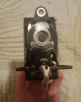 Cámara Kodak Antigua modelo T.B. 25 50