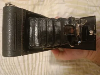 Cámara Kodak Antigua modelo T.B. 25 50