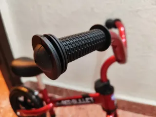 Bicicleta de balance Chicco Roja