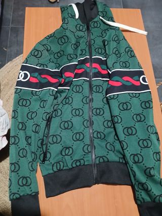 Sudadera con capucha y cremallera talla L