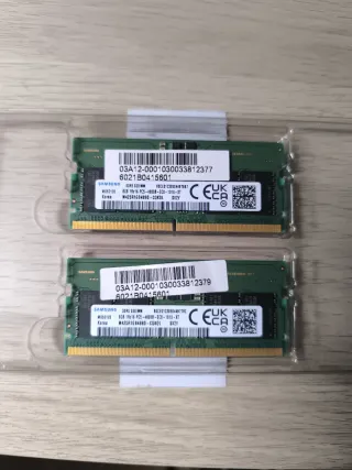 2x 8GB DDR5 SO-DIMM Samsung RAM