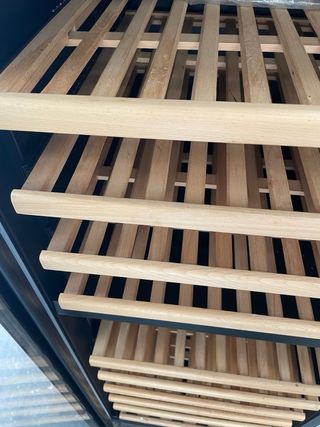 Vinoteca La Sommelière madera