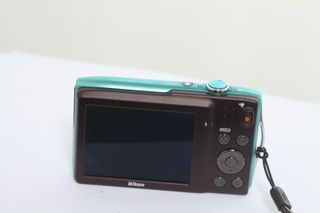 Cámara Nikon Coolpix S3300 16MP Azul