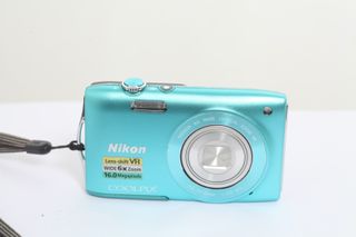 Cámara Nikon Coolpix S3300 16MP Azul