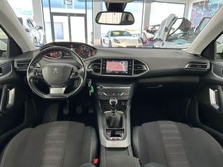 PEUGEOT 308 SW Allure BlueHDI 130 SS