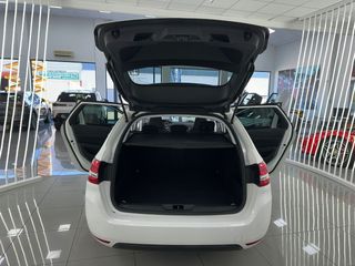 PEUGEOT 308 SW Allure BlueHDI 130 SS